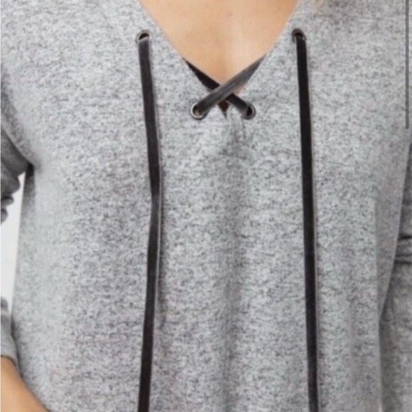 Rails Leigh Oversized Dropped Shoulder Top Sweater Women's Small Gray Velvet Tie - Picture 3 of 11